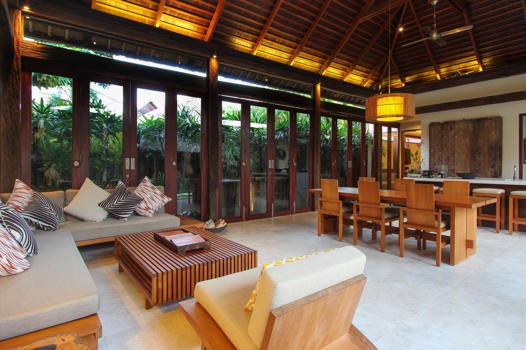 Villa Suar Drupadi Seminyak Exterior foto