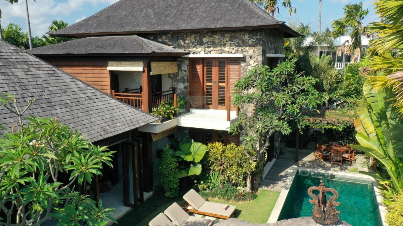 Villa Suar Drupadi Seminyak Exterior foto